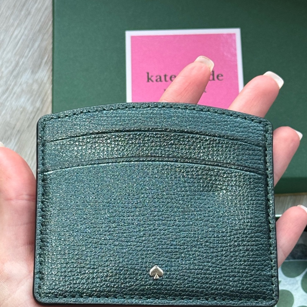Kate Spade EUC w BOX Grained Leather Green Card Holder - Picture 4 of 10
